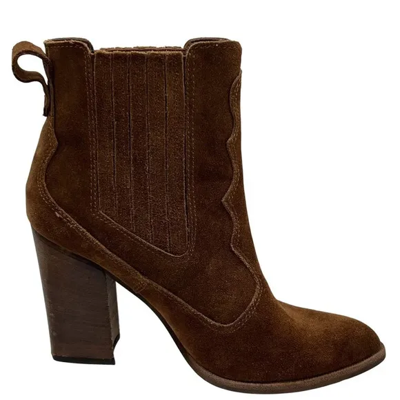Dolce Vita Womens 7.5 Conway Brown Suede Ankle Boots Scalloped Booties Western