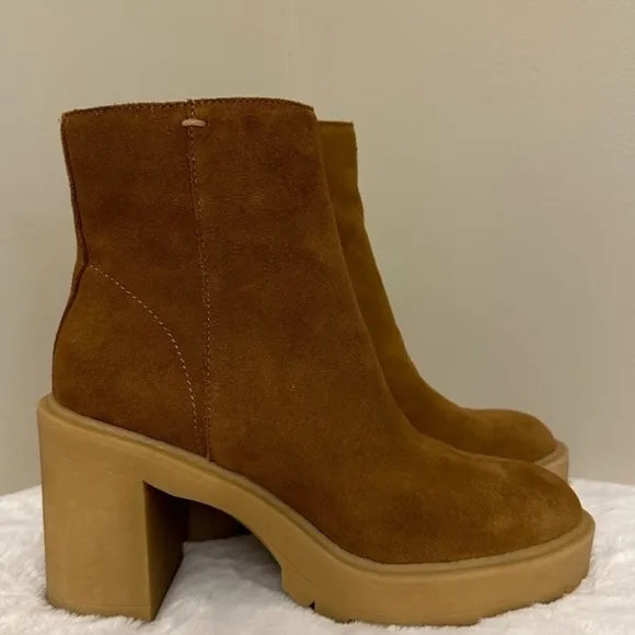 Dolce Vita Women's Boots NWT