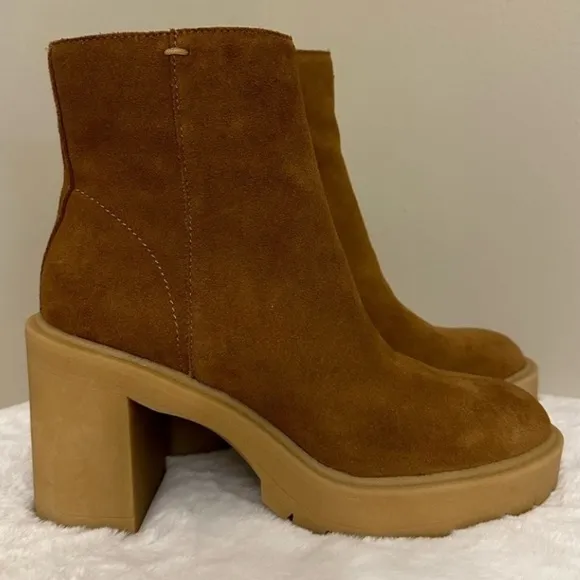 Dolce Vita Women's Boots NWT