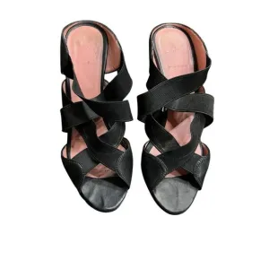 Donna Karan Well Worn Black Strappy Sexy Elastisized Slip On Heel