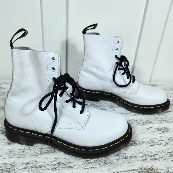 Dr. Martens 1460 &quot;Pascal&quot; White Leather Lace Up Combat Boot Shoe, Women's Size 6