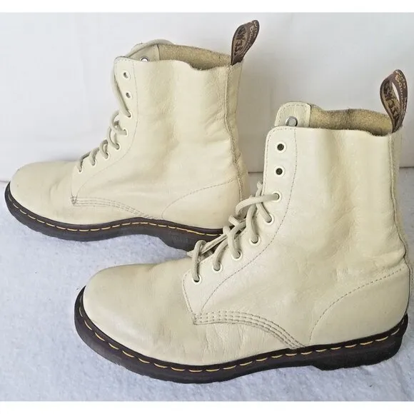 Dr Martens 1460 Pascal Virginia Leather butterLemon Yellow Women's Boots Size 11