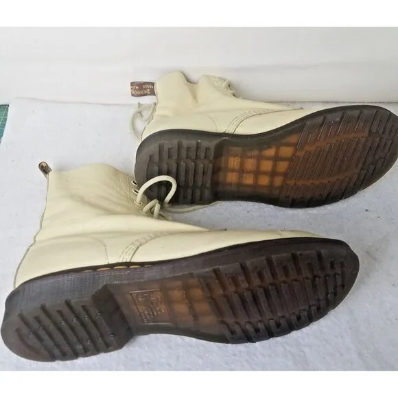 Dr Martens 1460 Pascal Virginia Leather butterLemon Yellow Women's Boots Size 11