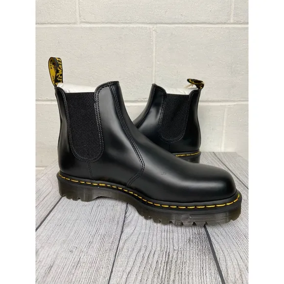 Dr. Martens 2976 Bex Chelsea Boots Platform Smooth Black US 12 Unisex 26205001