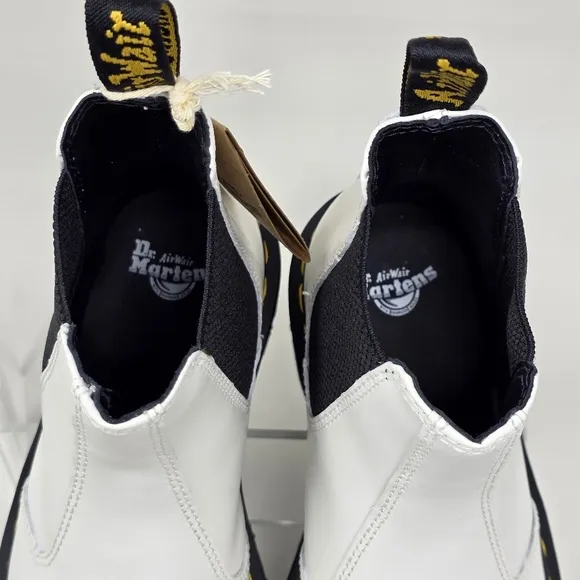 Dr. Martens 2976 Quad Platform Chelsea Boot White Leather Women’s Size 7 New