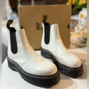 Dr. Martens 2976 Quad Smooth White Leather Platform Chelsea Boots 10