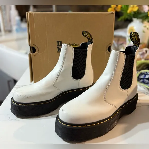 Dr. Martens 2976 Quad Smooth White Leather Platform Chelsea Boots 10