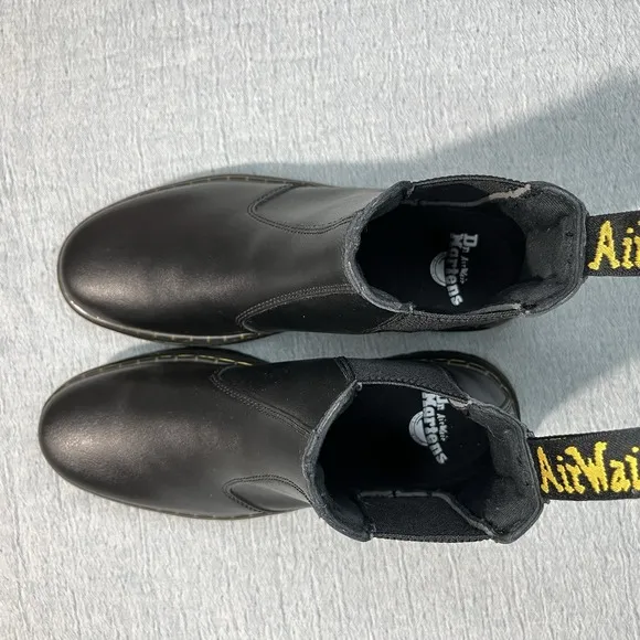 Dr. Martens 2976 Unisex Chelsea Boot, USM 8 USL 9 EU 41 Black Smooth