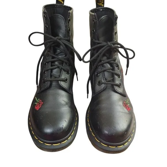 Dr. Martens Black Floral Embroidered Women's Boots Sz 7