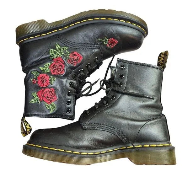 Dr. Martens Black Floral Embroidered Women's Boots Sz 7