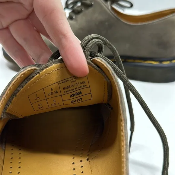 Dr Martens Docs Low Top Oxford Lace Up Shoes Sneakers Suede Gray Women's Size 9