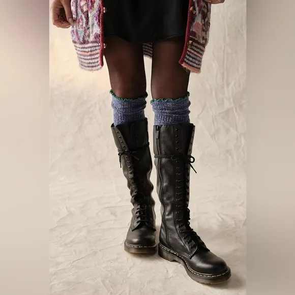 Dr. Martens Free People 1B60 Lace up Knee Combat Boots Shoes sz 6