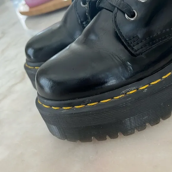 DR. MARTENS JADON BOOT SMOOTH LEATHER PLATFORMS US6 /37 EU