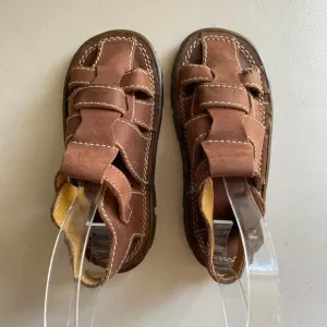 Dr. Martens Kids Leather Fisherman Sandals Brown Vintage Style Size 12