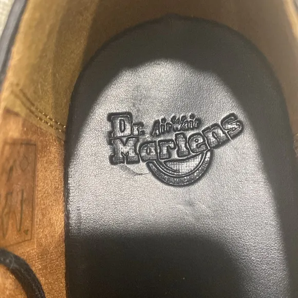 Dr Martens Leona smooth heeled black Oxford shoes Size EU 39