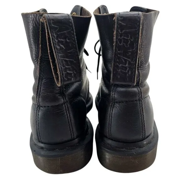 Dr. Martens Mens 8 Womens 9 Black Smooth Leather Lace Up Boots