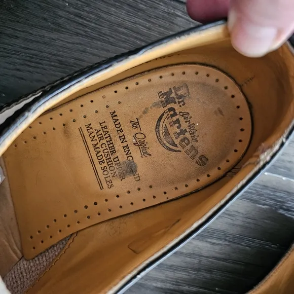 Dr. Martens Vintage 3989 Brogue Wingtip Shoes
