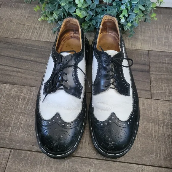 Dr. Marten's Vintage Made in England Black and White Brogue Oxford Wingtip Shoes