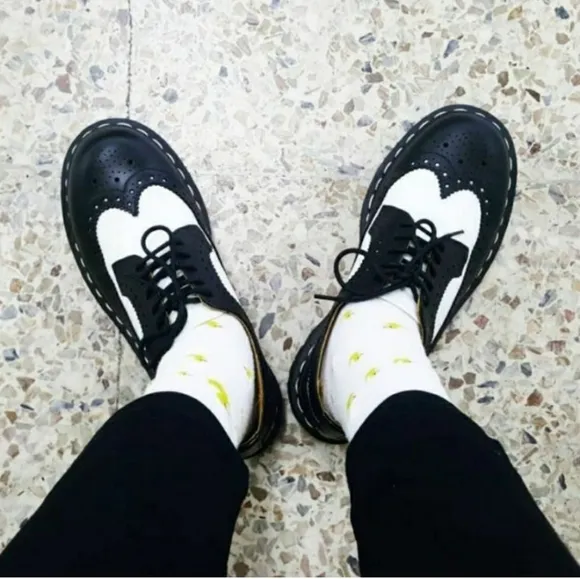 Dr. Marten's Vintage Made in England Black and White Brogue Oxford Wingtip Shoes