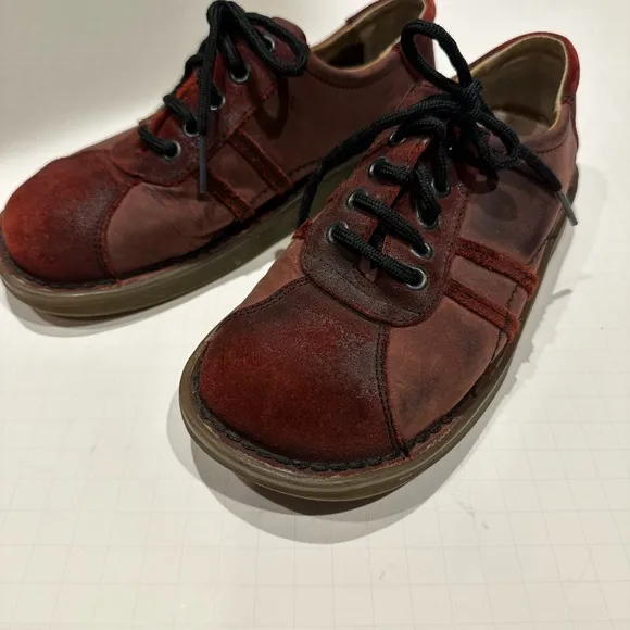 Dr. Martens Women's Vintage Lace Up Shoes