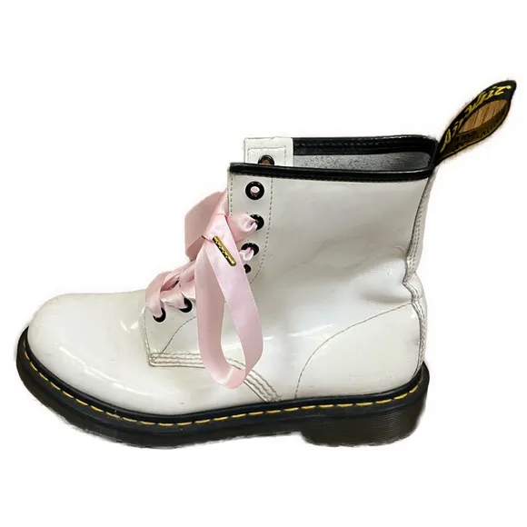 Dr. Martens Women’s White Patent Leather‎ Ribbon Laces Combat Boots- Size 9