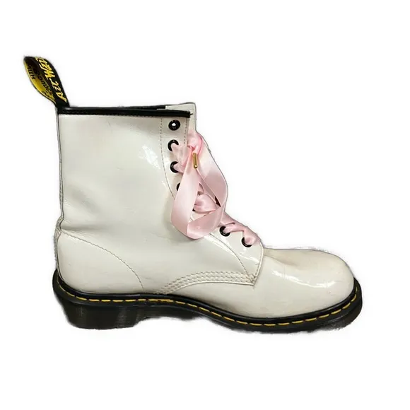 Dr. Martens Women’s White Patent Leather‎ Ribbon Laces Combat Boots- Size 9