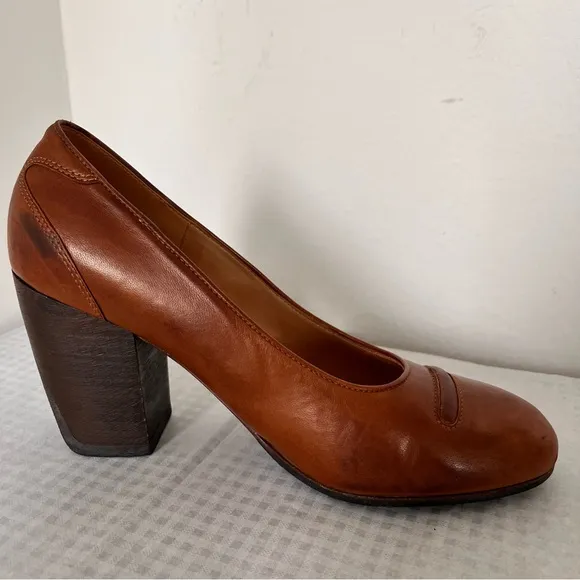 DRIES VAN NOTEN Vintage Brown Leather Heels Shoes Size 37 (7 M) Italy RARE