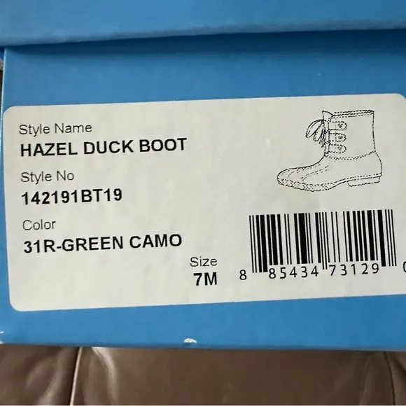 Duck Boots Size 7 Women’s Medium