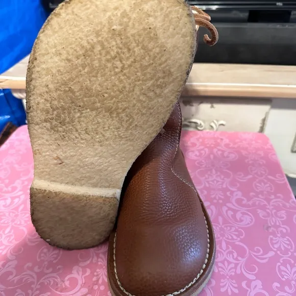 Duckfeet Arhus In Nut size 39. Worn once, just like new