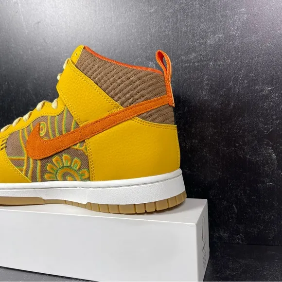 DUNK HIGH PRM SOMOS FAMILIA SHOES SIZE DIA DE MUERTOS GUM SOLE GOLD ORANGE BLACK