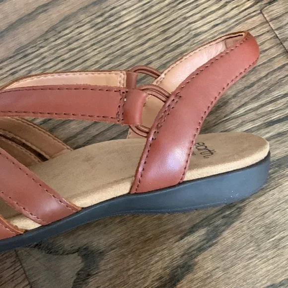 Earth Origins Berri Brown Leather Woven Strap Sandals