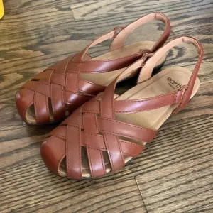 Earth Origins Berri Brown Leather Woven Strap Sandals