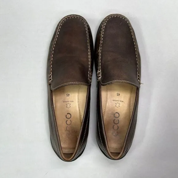 Ecco Men's Size 11 Classic Moc 2.0 Brown Leather Loafers