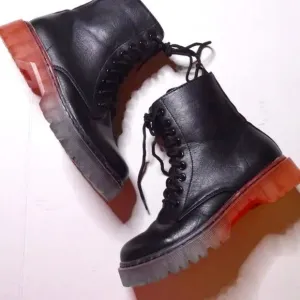 💥EDGY CHIC💥 &quot;MARTINA&quot; 100% GENUINE LEATHER BLUE &amp; PiNK OMBRE SOLE COMBAT BOOTS