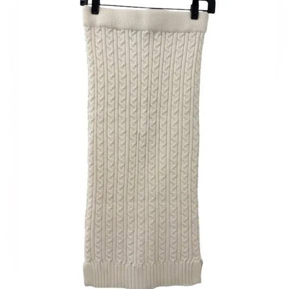 Elliatt Women’s S/XS Cream Cable Knit Sweater Skirt Set Turtleneck Ribbed Midi