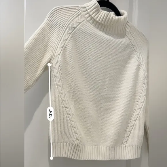 Elliatt Women’s S/XS Cream Cable Knit Sweater Skirt Set Turtleneck Ribbed Midi