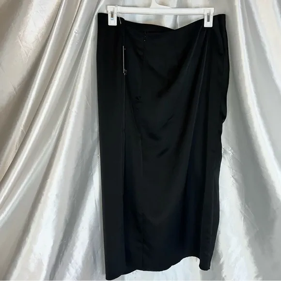 Eloquii Black Satin Ruched Midi Skirt – Size 22, NWT, Luxe &amp; On-Trend