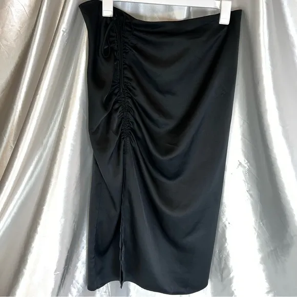 Eloquii Black Satin Ruched Midi Skirt – Size 22, NWT, Luxe &amp; On-Trend