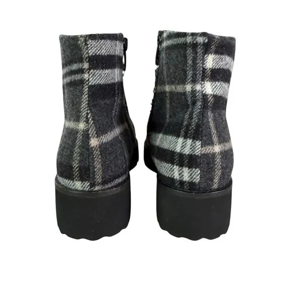 Eric Michael Gray Tartan Plaid Ankle Boots Patent Leather Cap Toe Side Zip, 6.5