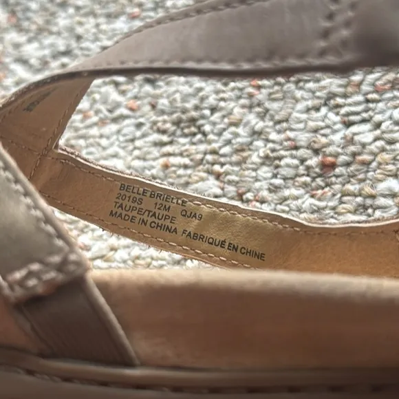 EUC Earth Origins - Nude &amp; Gold Strappy Sandals - Women’s Shoe 12M - Closed Toe