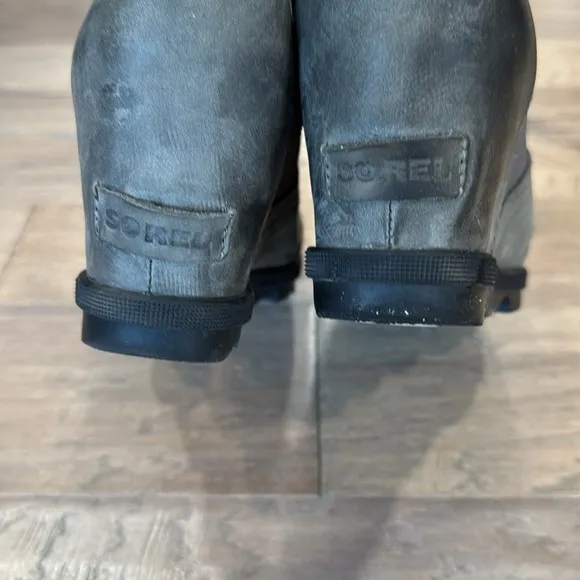 EUC Sorel Lexie Wedge 1808531052 Womens Gray Leather Lace Up Boots Size 11