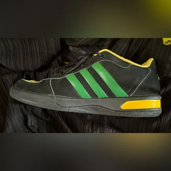 EXTREMELY RARE Adidas Jamaican Flag Colored Checkered Skateboarding Shoes
