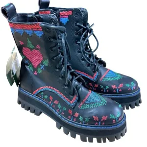 Farm Rio Black Mid Boots Heart Stitched Lace Up Women's Size 7.5 New Without Box