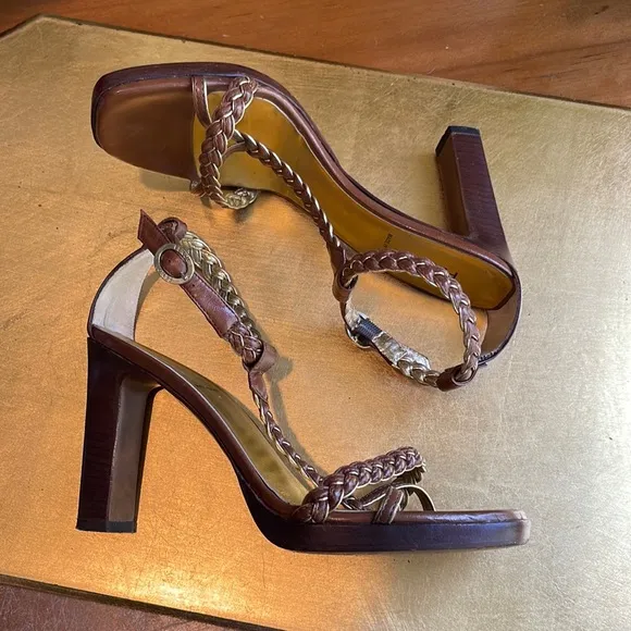Fendi Strappy Woven Leather Heeled Sandals in Brown and Metallic Gold Leather