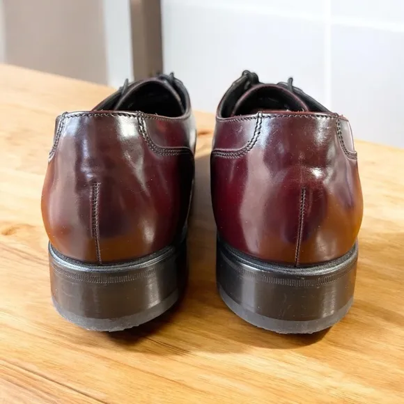 Florsheim-10.5 Lexington Burgundy Cap Toe Oxford.Sharp! Like new condition!!!