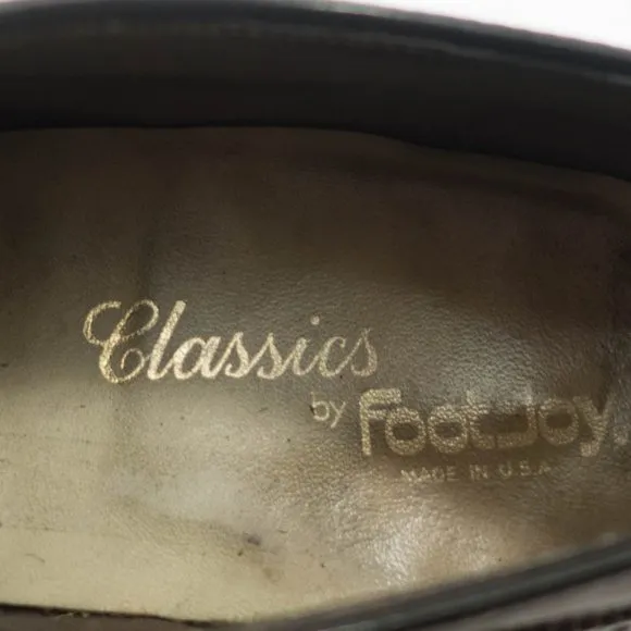 Footjoy Classics Vintage Leather Brogue Wingtip Golf Shoes - Men's Size 9 D