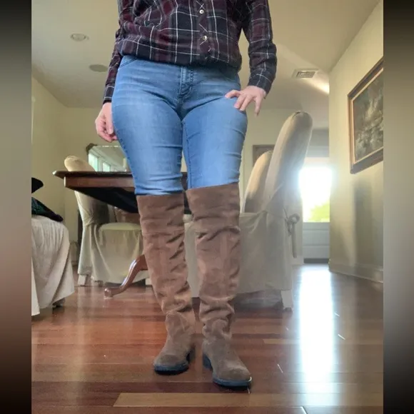 Franco Sarto Suede Knee High Boots Rich Camel/Carmel Color