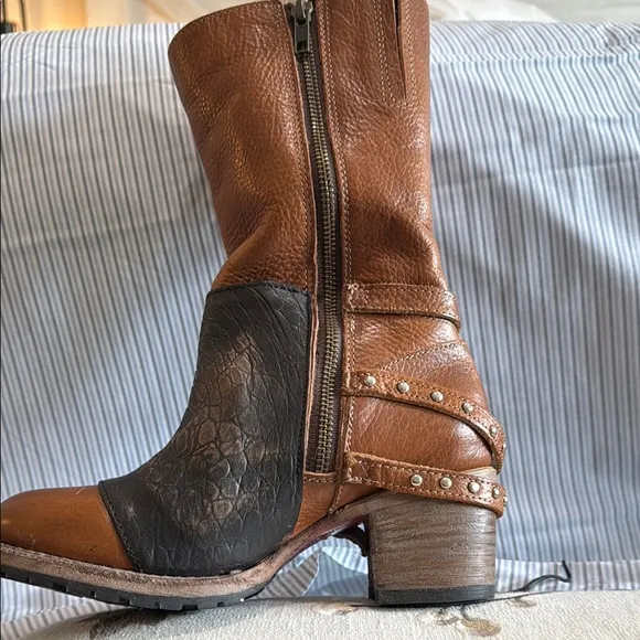 Free Bird Brown Leather Women's Boots
