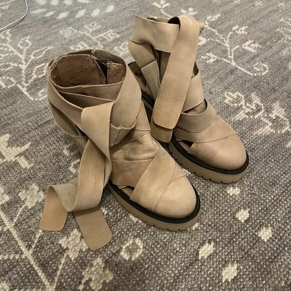 Free People Blake platform booties taupe bandage 37