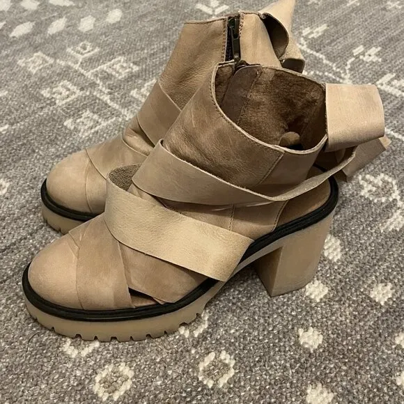 Free People Blake platform booties taupe bandage 37